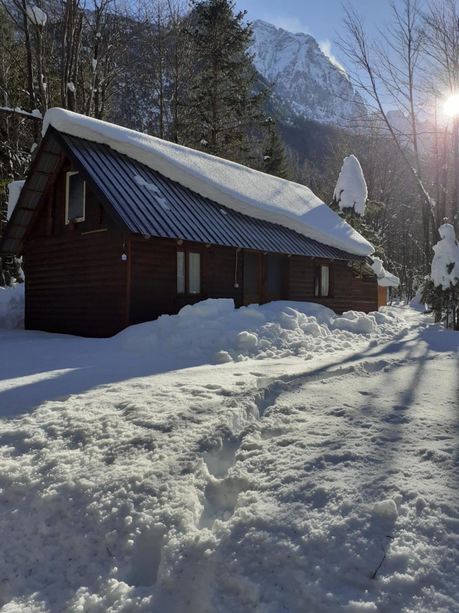Guesthouse Dioni Валбона Экстерьер фото